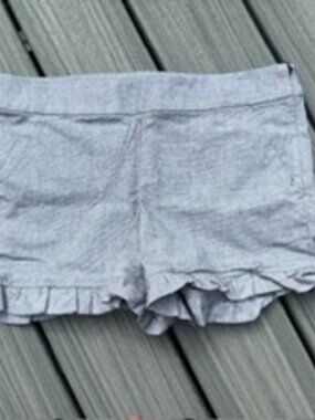 LOFT Gray Micro-Check Ruffle Hem Shorts Size 4